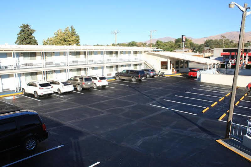 Winnemucca Holiday Motel Εξωτερικό φωτογραφία